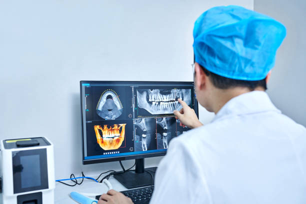Best 24-Hour Emergency Dentist  in Old Fig Garden, CA